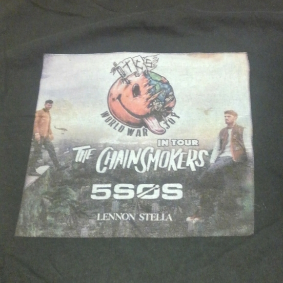 ⛓️ 🚬 Chainsmokers Band Concert Tour Shirt 🌎 World War Joy ☺️ Small 5SOS Lennon - Picture 2 of 10